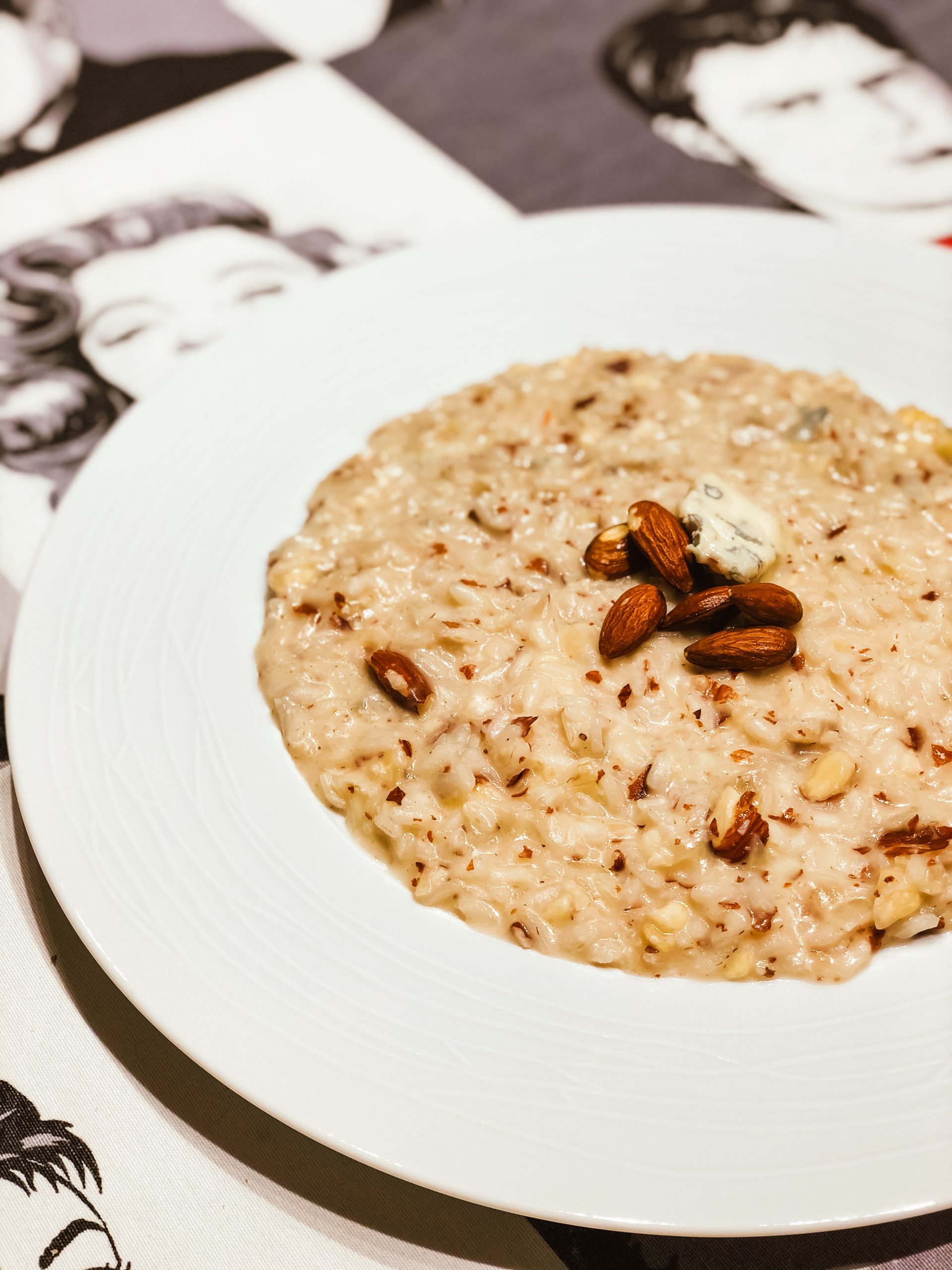 Risotto al gorgonzola e mandorle